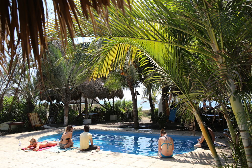 Paredon Surf House Hotell El Paredón Buena Vista Eksteriør bilde